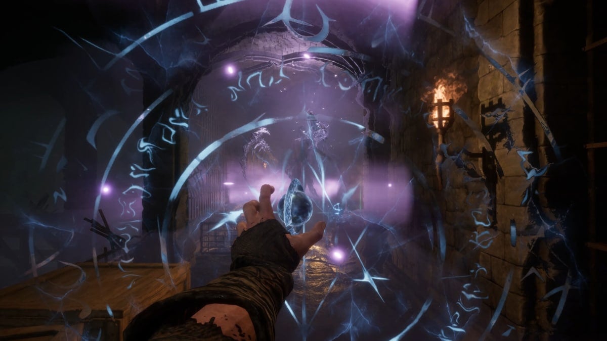 The player casting a spell with their orb in Dungeonborne