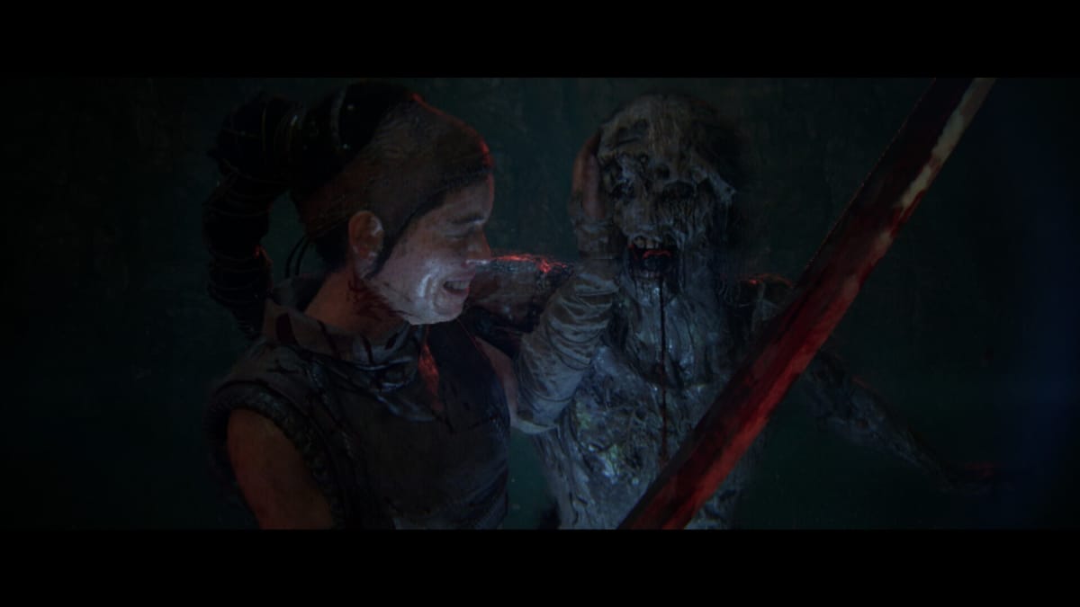 Senua parries an enemy in Senua's Saga: Hellblade II