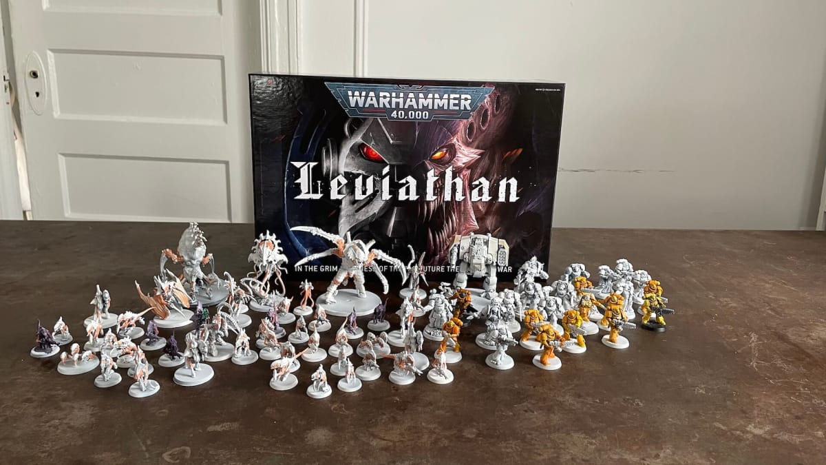 An image of the box contents, partially painted, of Warhammer 40K Leviathan