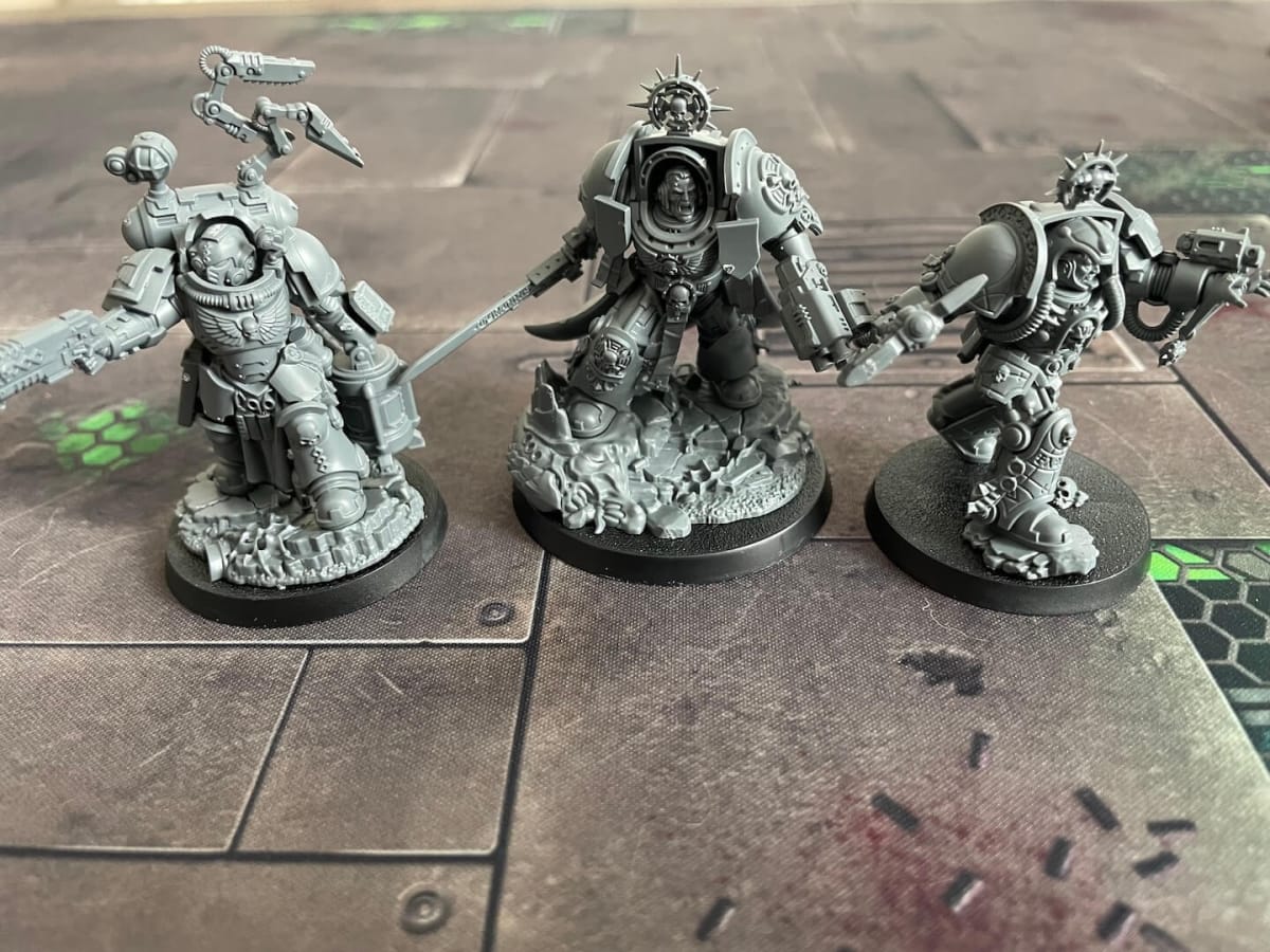 Warhammer 40K Leviathan Miniatures unpainted gray